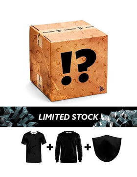 1 Sweatshirt + 1 T-Shirt + 1 Maske Mystery Box